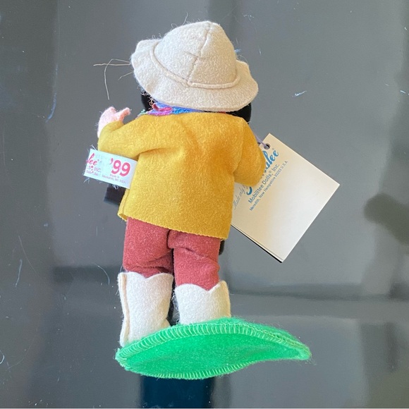 VTG Annalee - 1999 Mobilitee Doll - Picture 10 of 13